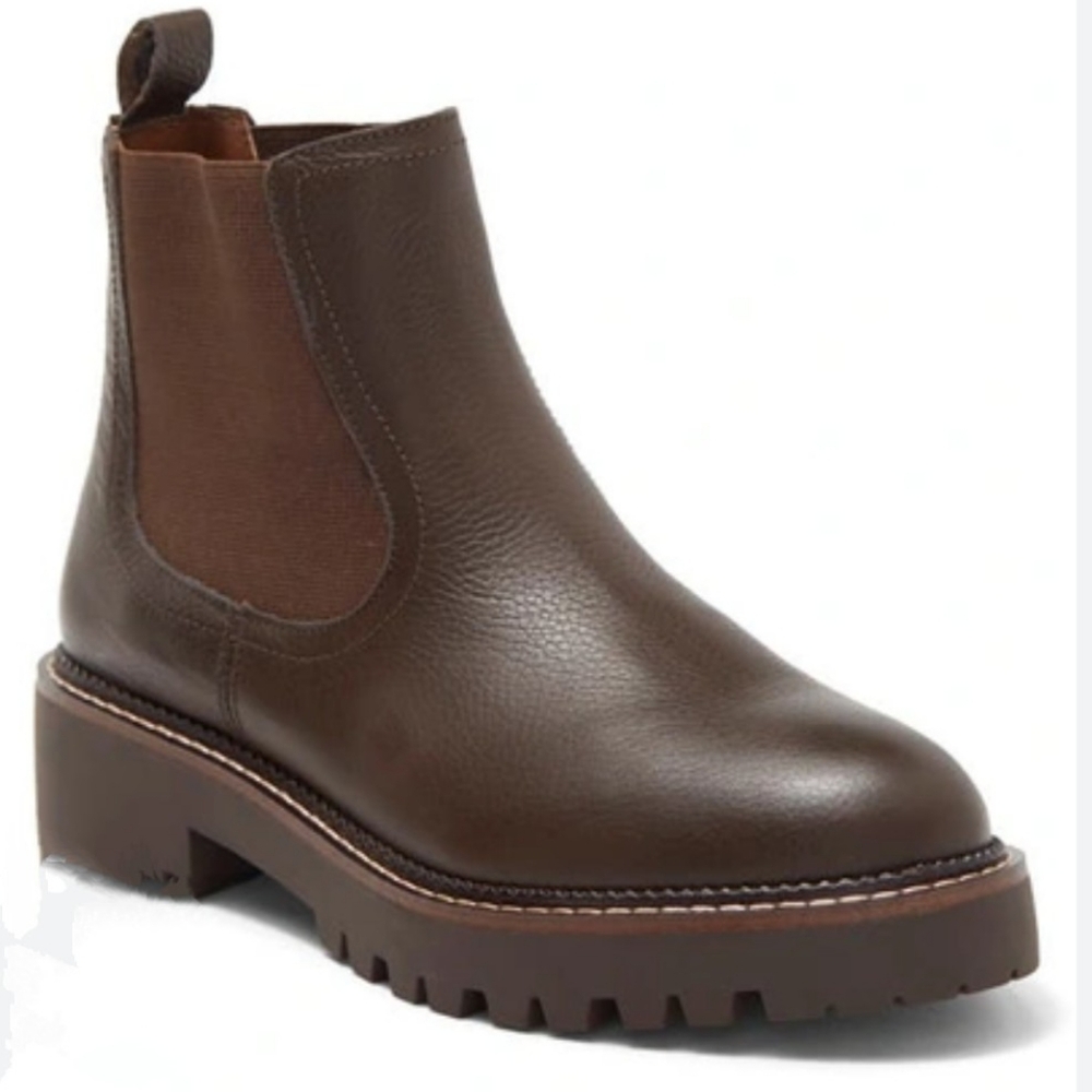 Caslon Miller ankle boots